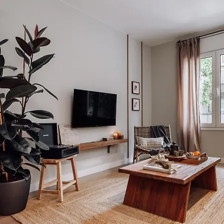 Laurel - 3 Bedrooms In Sant Gervasi Apartman